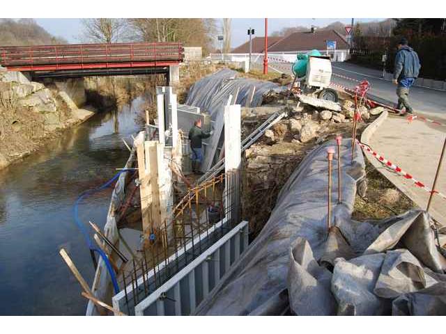 Reconstruction-de-la-roue-du-moulin-a-Dung-15