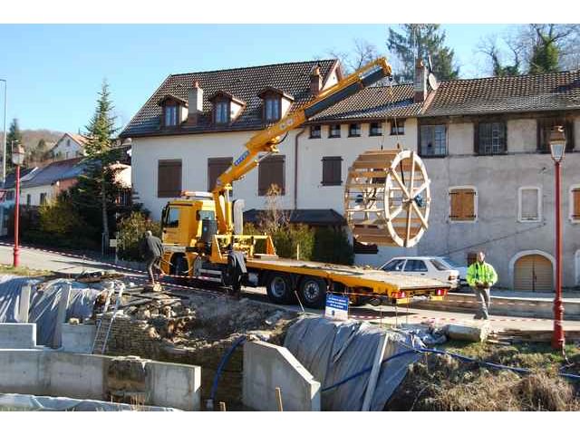 Reconstruction-de-la-roue-du-moulin-a-Dung-30