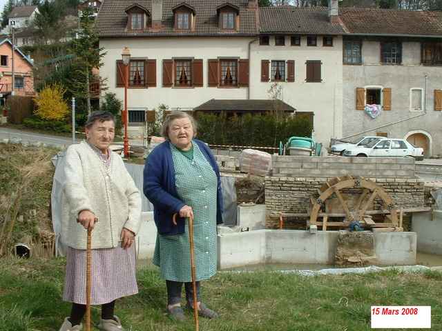 Reconstruction-de-la-roue-du-moulin-a-Dung-42