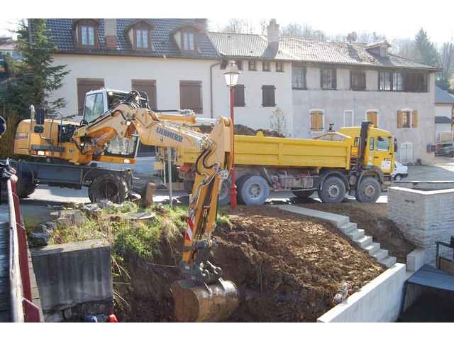 Reconstruction-de-la-roue-du-moulin-a-Dung-46