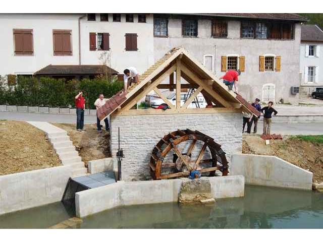 Reconstruction-de-la-roue-du-moulin-a-Dung-63